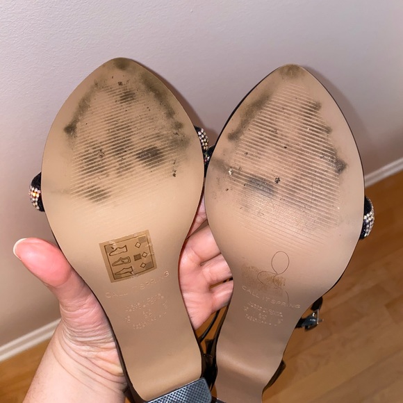 Spring brand Vegan Leather Party Heels - Picture 5 of 6